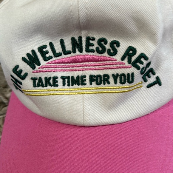 H&M Baseball Hat - Picture 3 of 9